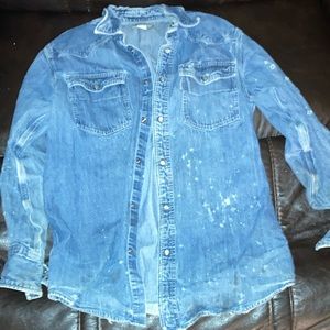 Men’s Carhartt denim shirt